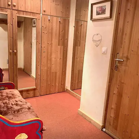 4 Pieces, 8 Pers. 70m², Balcon Sud, Au Pied Des Pistes, Alpe D'huez - Fr-1-405-344 * Huez